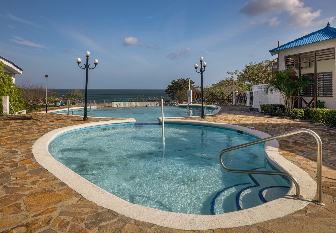 Casa en Nueva Gorgona - Casa con piscina y vista al mar | PH Costa Grande