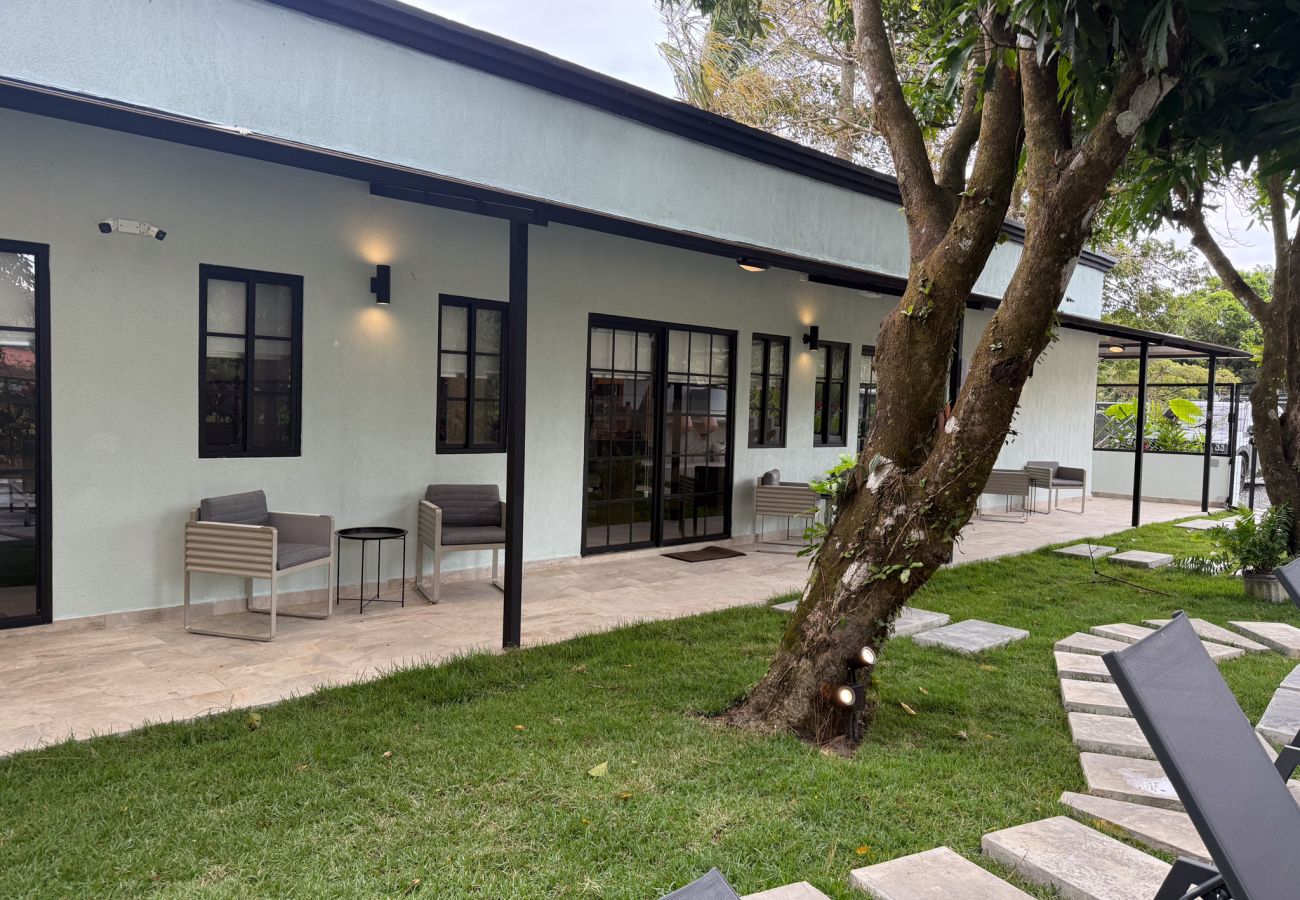Estudio en Valle de Anton - Altavida Lodge · Nuevo Estudio con Terraza y Piscina N3