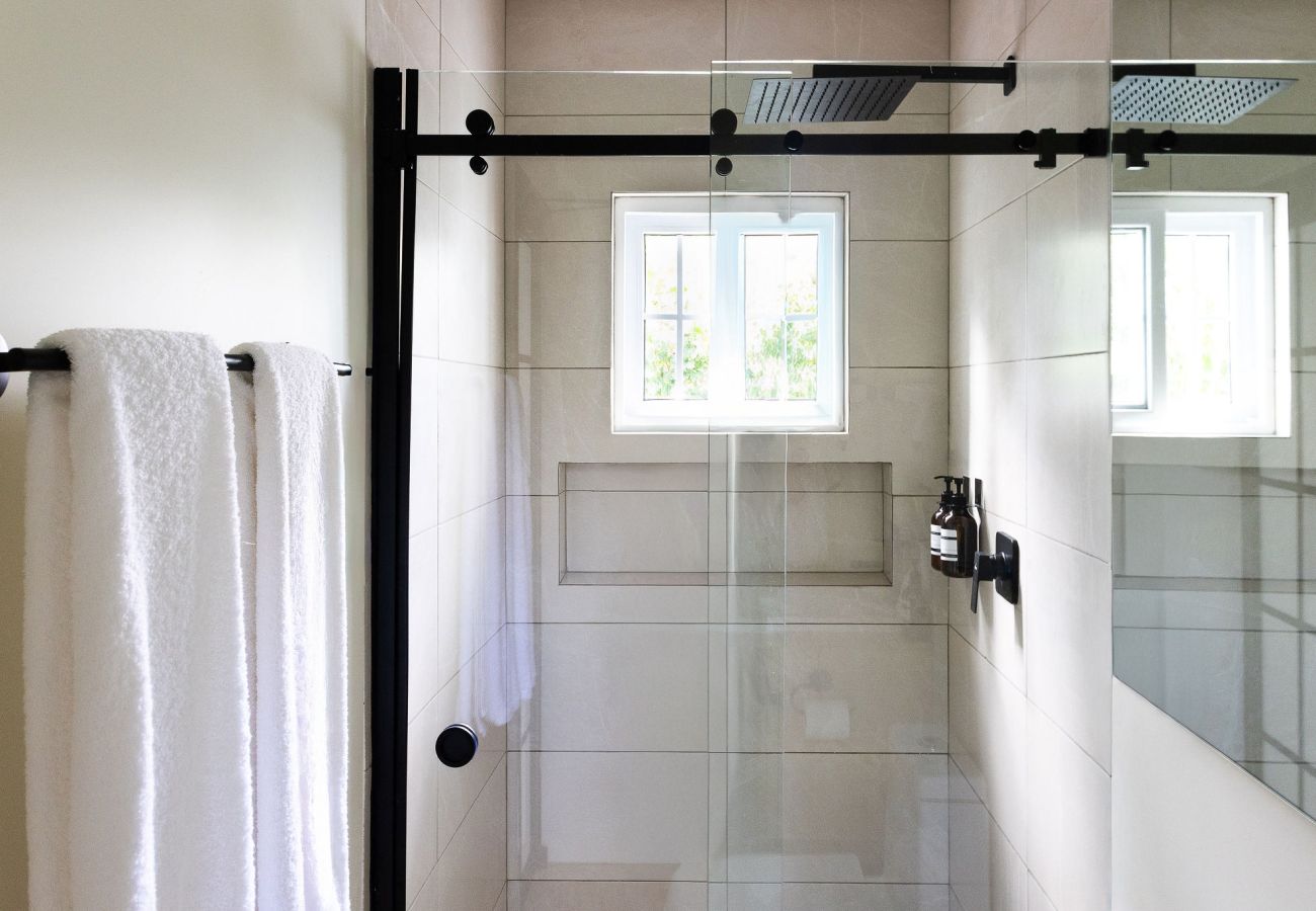 Apartamento en Valle de Anton - Altavida Lodge · 2BR Apt con Jardín y Piscina · N7