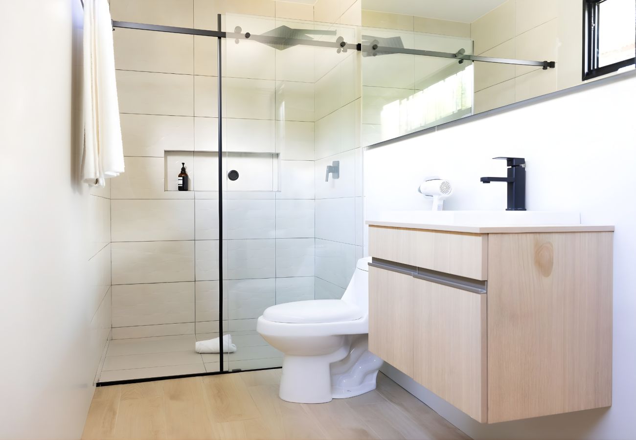 Apartamento en Valle de Anton - Altavida · 1BR Privado con Piscina en el Valle