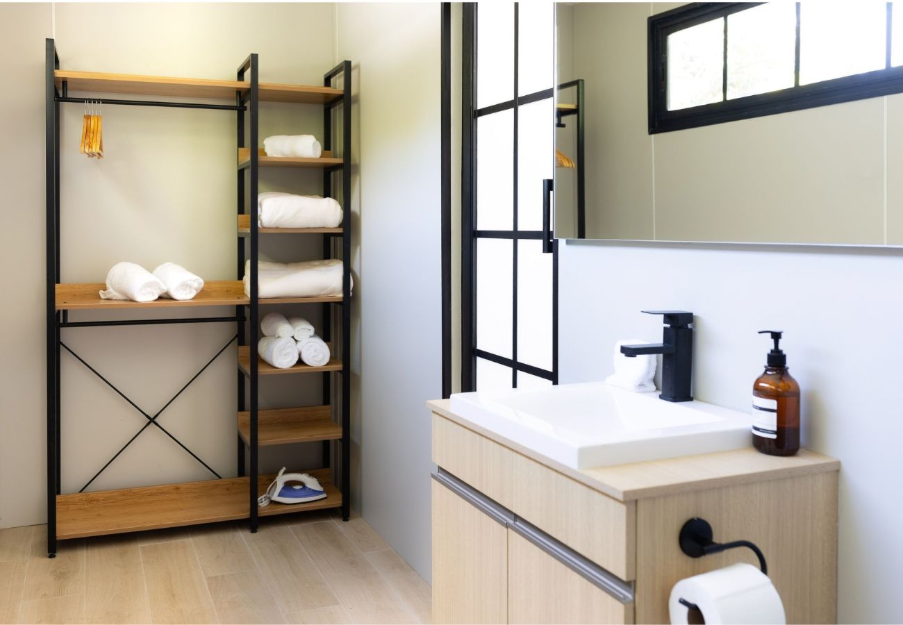 Apartamento en Valle de Anton - Altavida · 1BR Privado con Piscina en el Valle