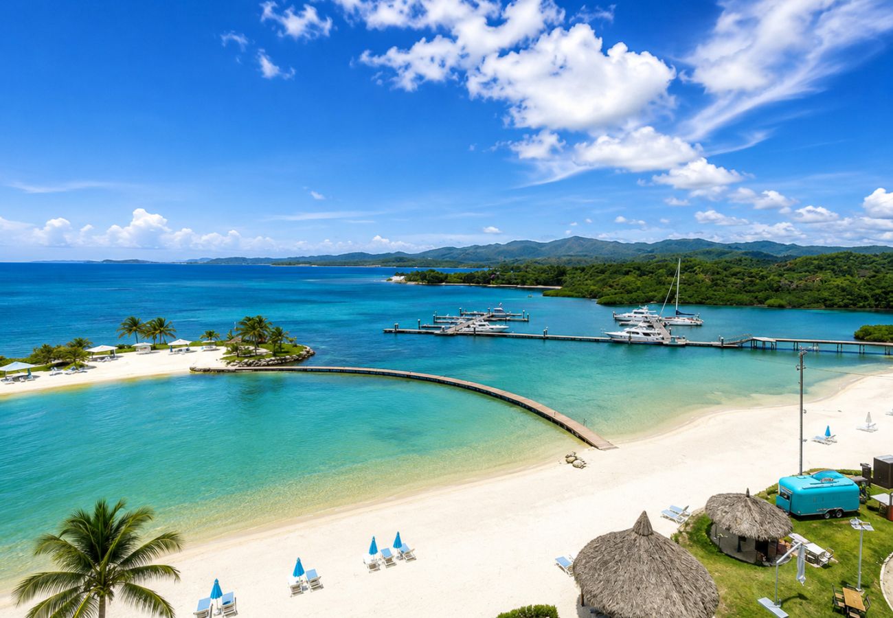 Apartamento en Portobelo - Playa Escondida | Exclusive Ocean View | T7-503