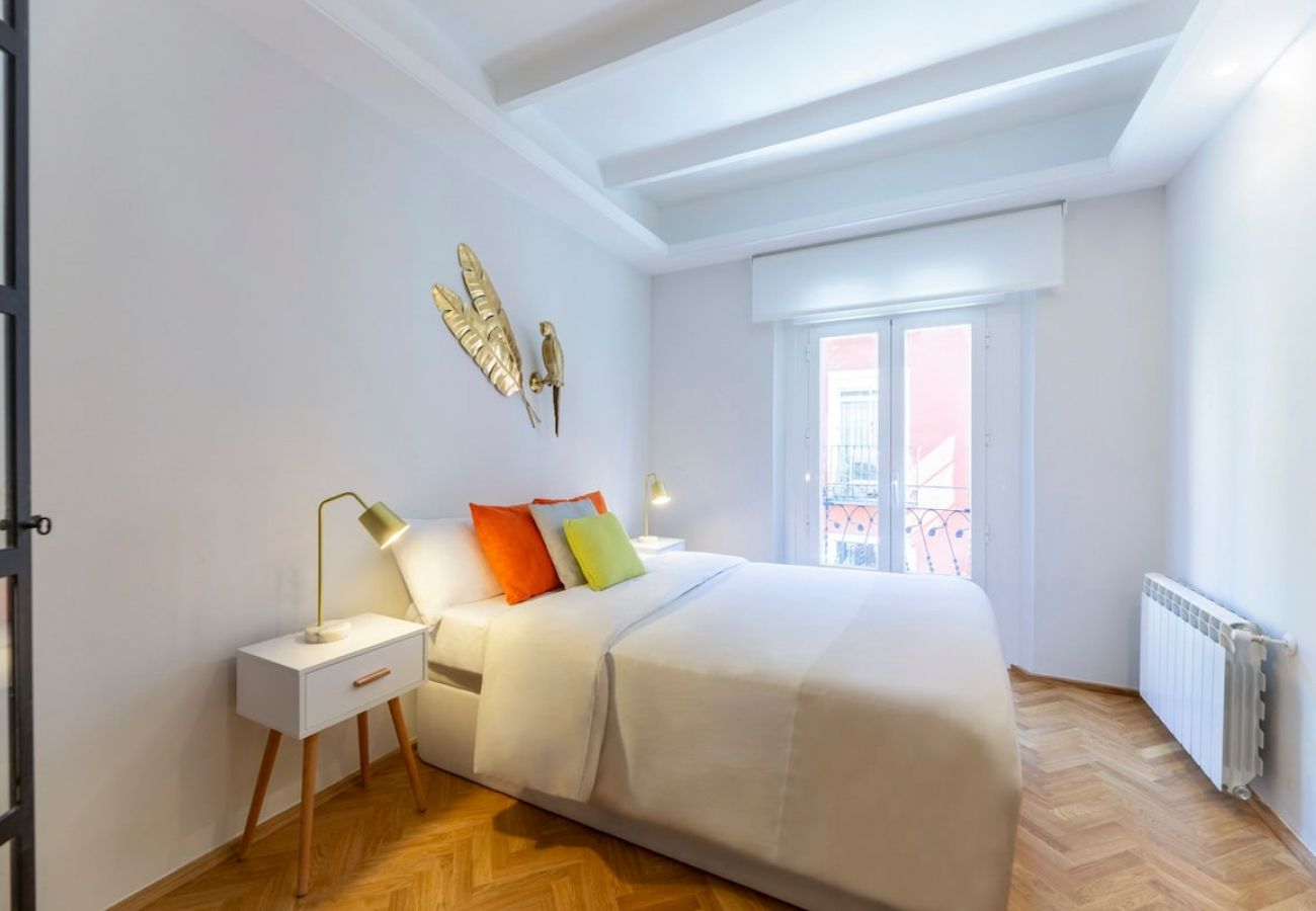 Apartment in Madrid - Renovated Apartment in Lavapiés 