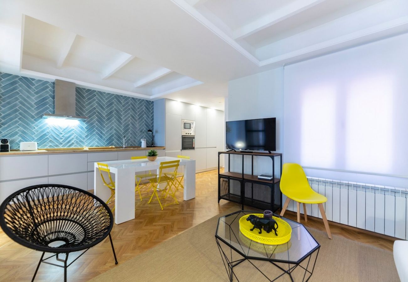 Apartment in Madrid - Renovated Apartment in Lavapiés 