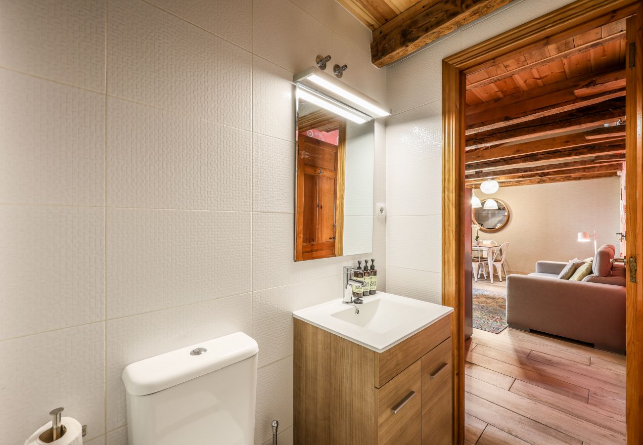 Aparthotel in Madrid - Beautiful Renovated apartment in the center 1 