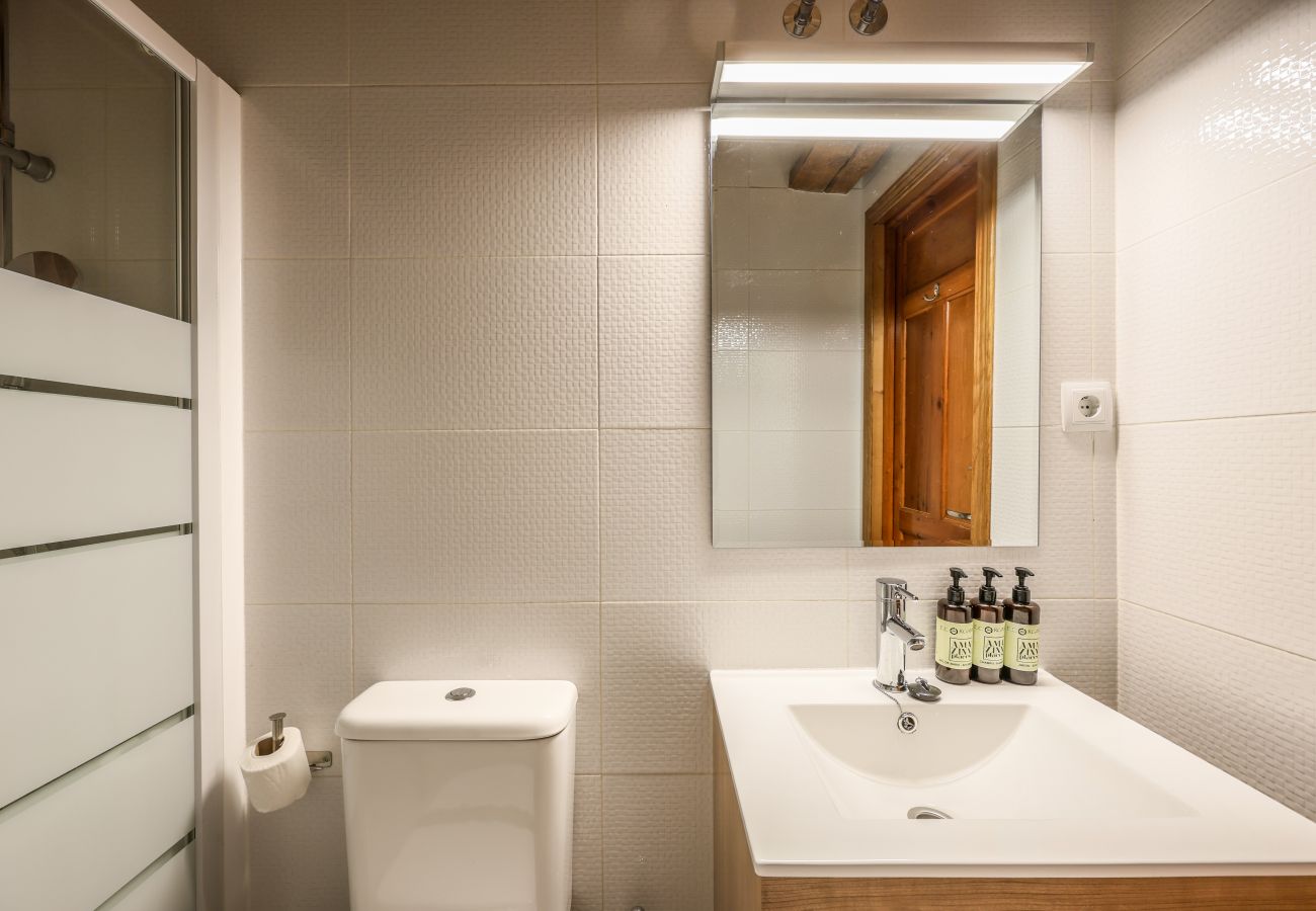 Aparthotel in Madrid - Beautiful Renovated apartment in the center 1 