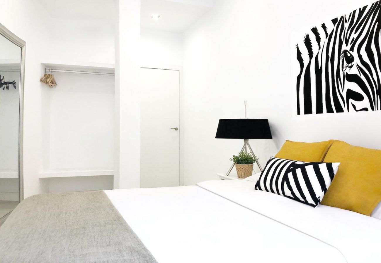 Apartment in Madrid - Design apartment in Plaza Mayor 3D 