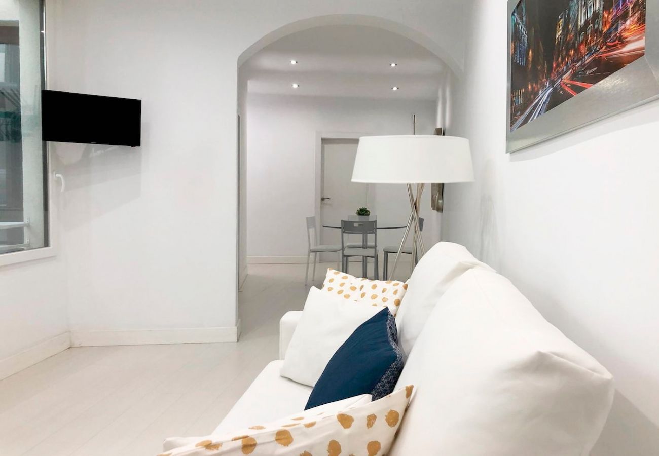 Aparthotel in Madrid - Design apartment in Plaza Mayor 3D 