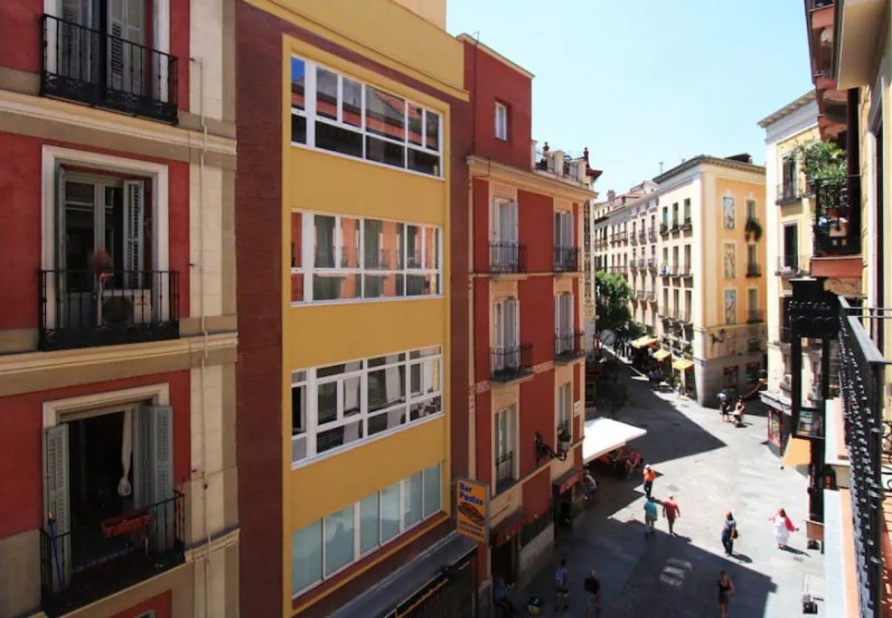 Aparthotel in Madrid - Design apartment in Plaza Mayor 3D 