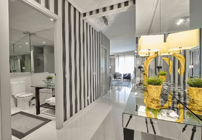 Apartment in Madrid - Apartment in Atocha Zone and Barrio de las Letras M1C