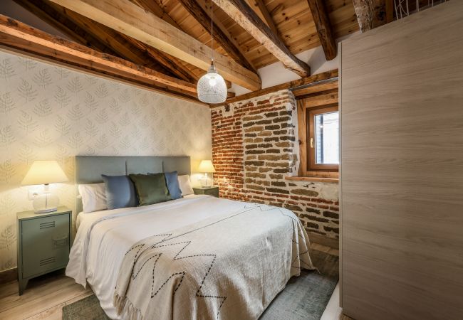 Aparthotel in Madrid - Beautiful Renovated apartment in the center 4 