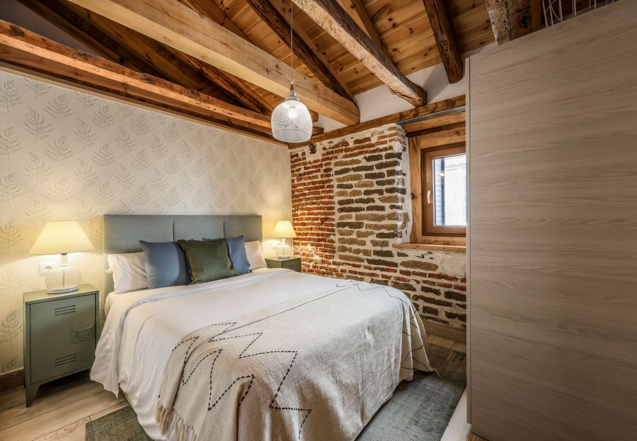 Aparthotel in Madrid - Beautiful Renovated apartment in the center 4 