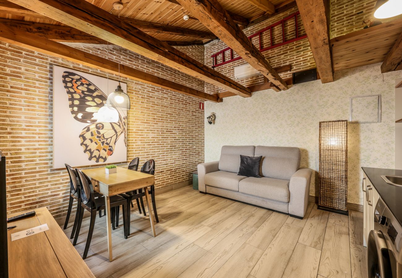 Aparthotel in Madrid - Beautiful Renovated apartment in the center 4 