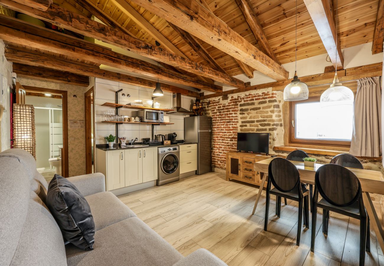 Aparthotel in Madrid - Beautiful Renovated apartment in the center 4 
