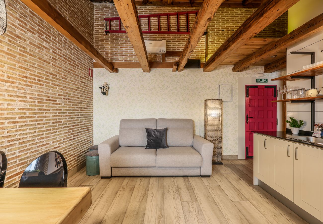Aparthotel in Madrid - Beautiful Renovated apartment in the center 4 