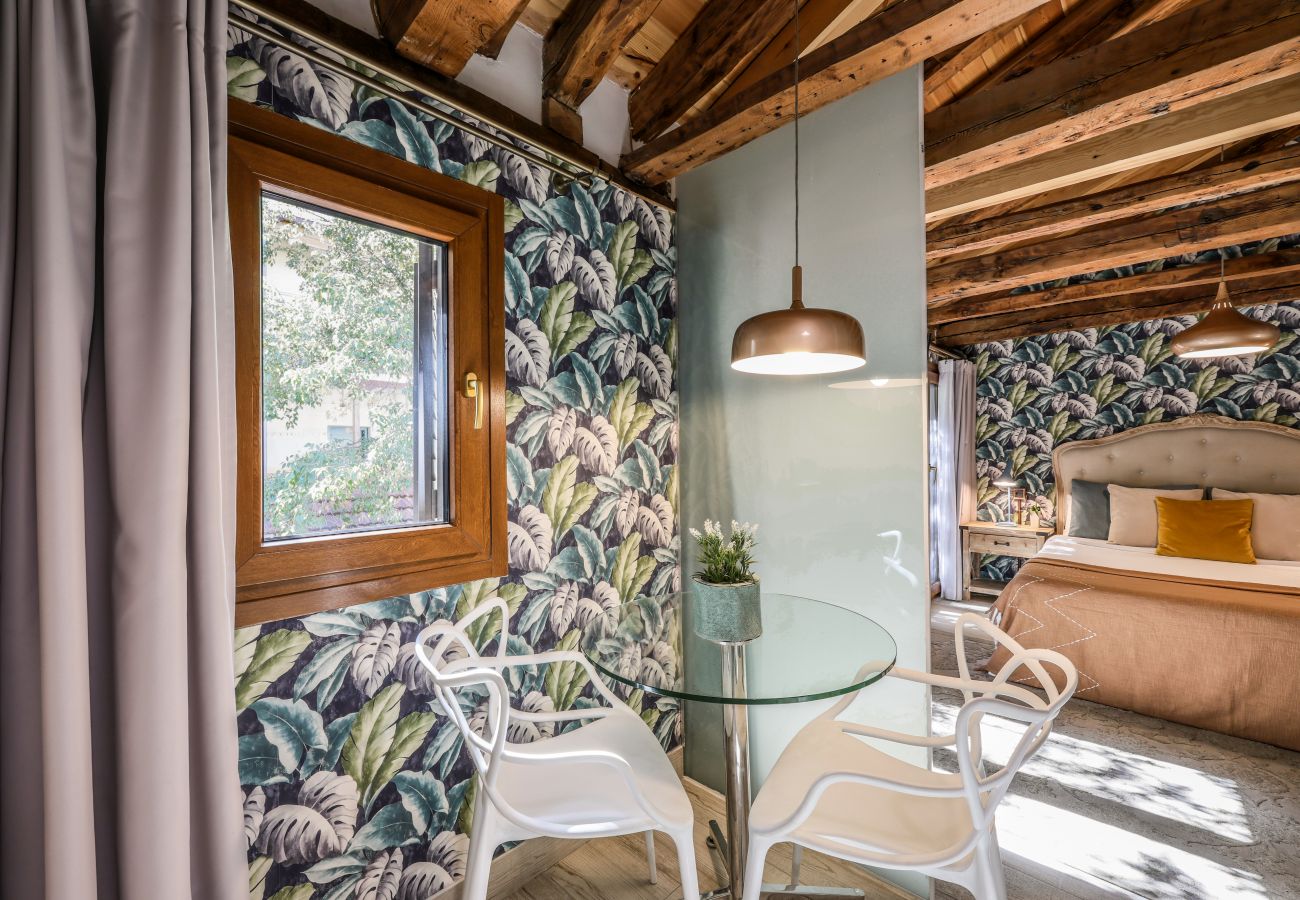 Aparthotel in Madrid - Beautiful Renovated Loft in the center 7 