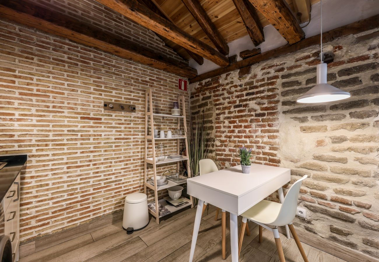 Studio in Madrid - Beautiful Renovated Loft in the center 5 