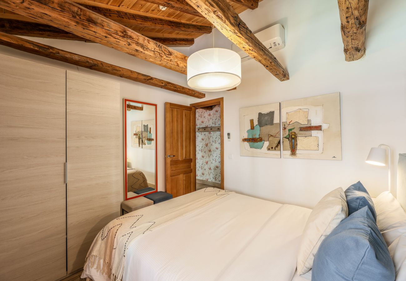 Aparthotel in Madrid - Beautiful Renovated apartment in the center 2 
