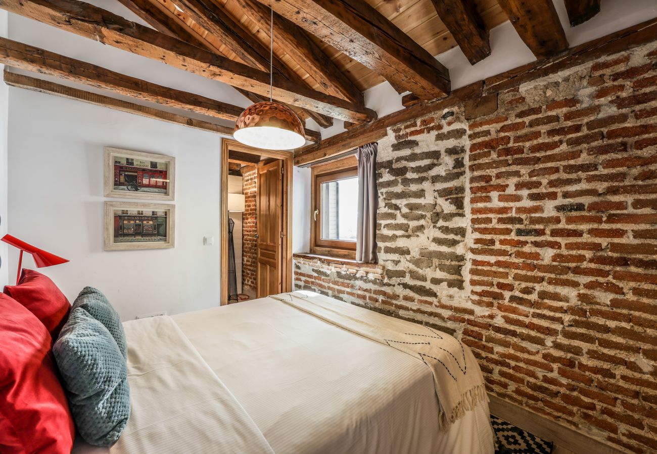 Aparthotel in Madrid - Beautiful Renovated apartment in the center 6 