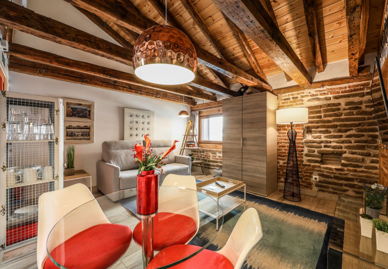 Aparthotel in Madrid - Beautiful Renovated apartment in the center 6 