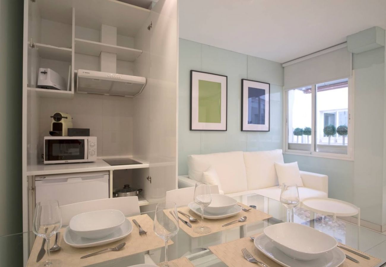 Apartment in Madrid - Loft  in the center GRAN VIA SB5 