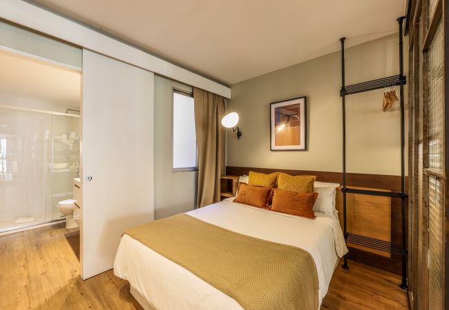 Apartment in Madrid - Design loft in CHUECA I3IZQ 