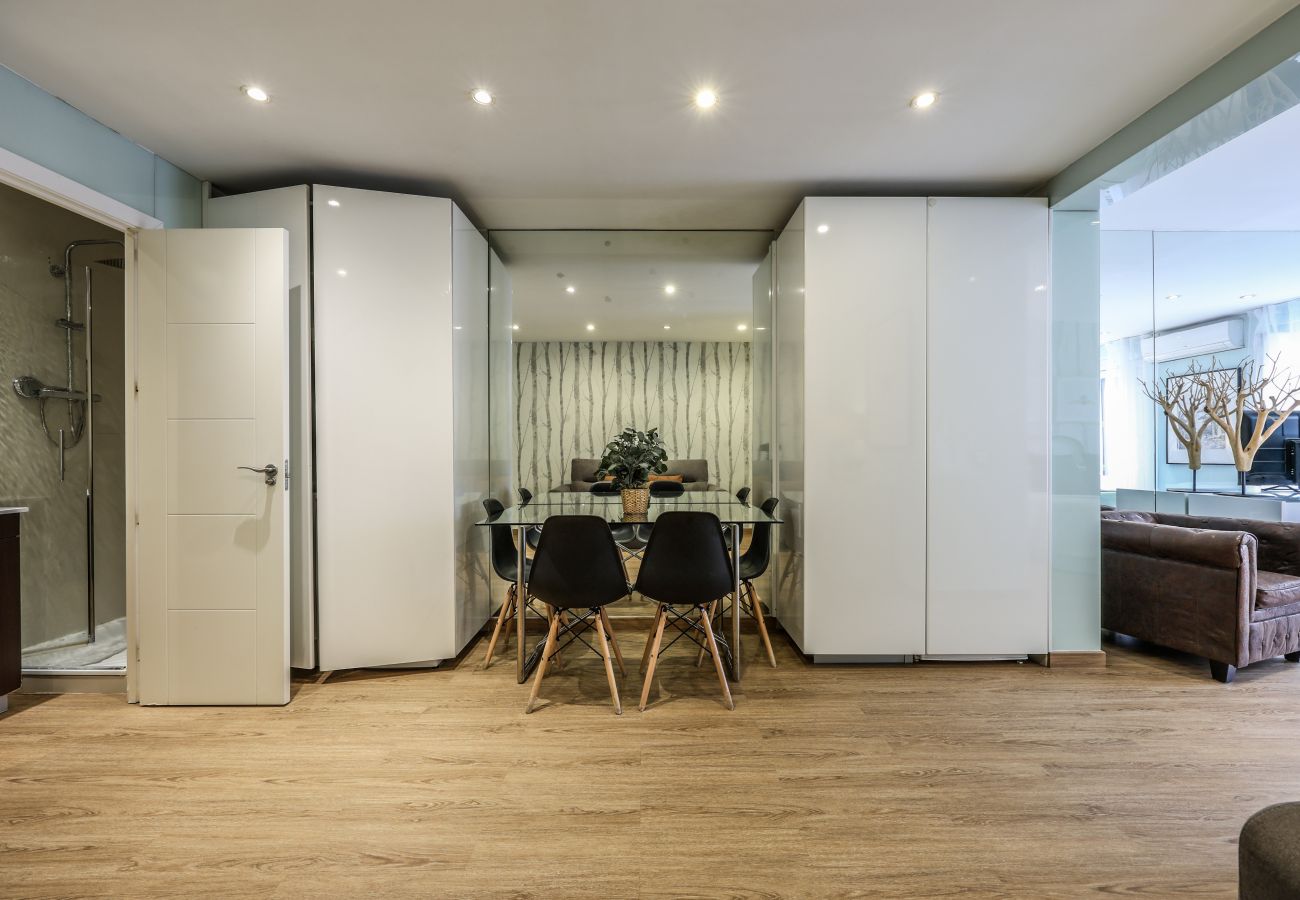 Aparthotel in Madrid - Loft Gran Via - 5º No Elevator- SB1