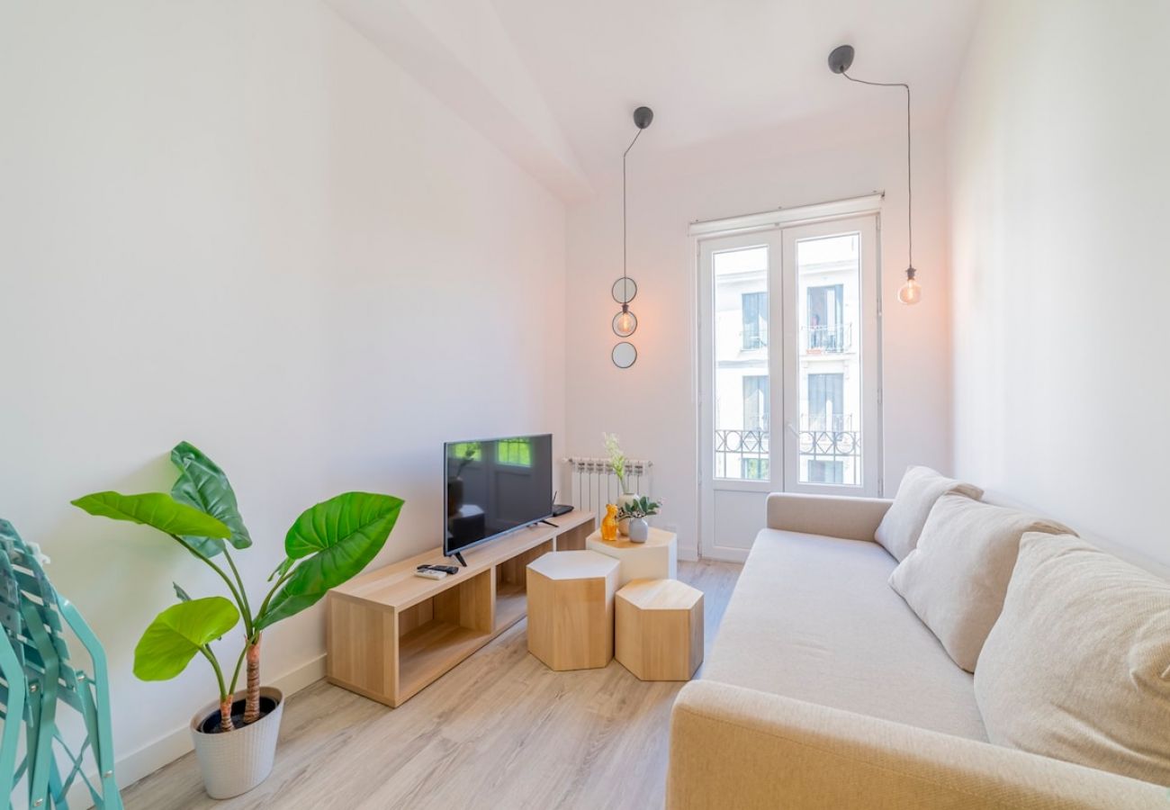 Aparthotel in Madrid - Incredible Quadruple Apartment in Atocha, 4A 