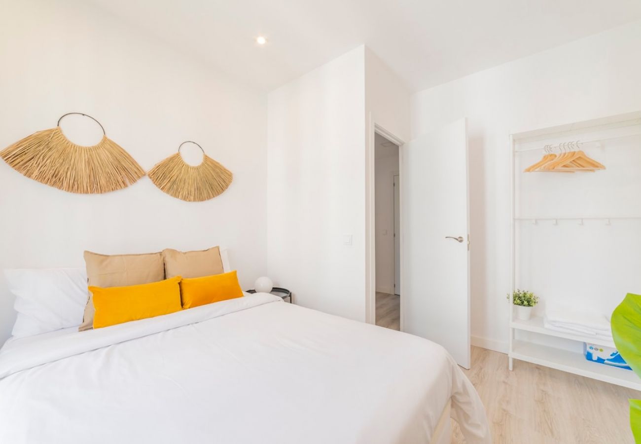 Aparthotel in Madrid - Incredible Quadruple Apartment in Atocha, 4A 