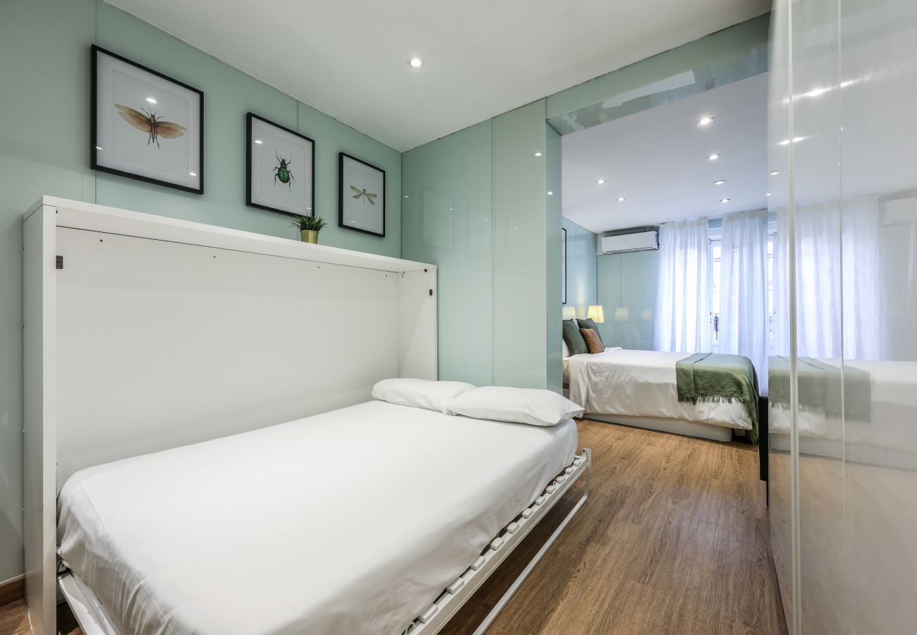 Aparthotel in Madrid - Loft in Gran Via - 5º No Elevator-SB2