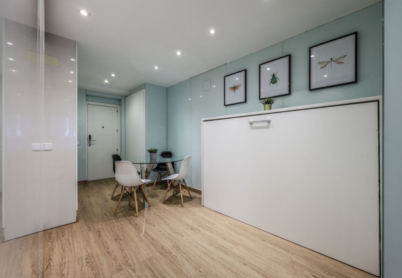 Aparthotel in Madrid - Loft in Gran Via - 5º No Elevator-SB2