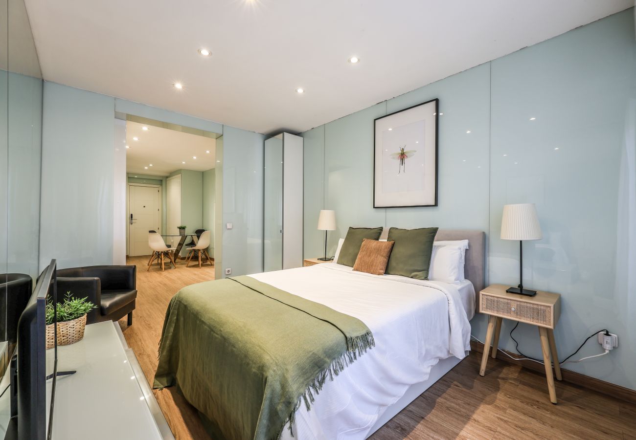 Aparthotel in Madrid - Loft in Gran Via - 5º No Elevator-SB2