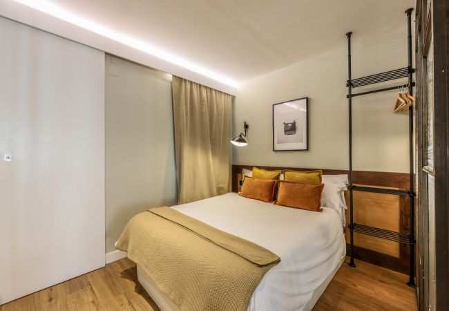 Aparthotel in Madrid - Design loft in CHUECA I2IZQ 