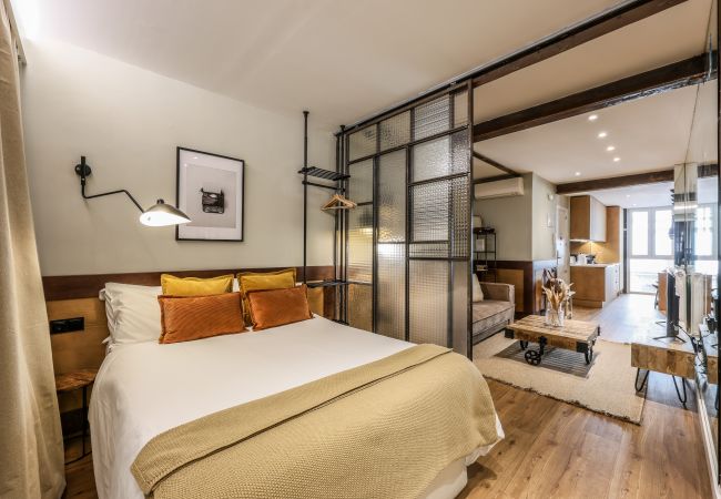 Apartment in Madrid - Design loft in CHUECA I2IZQ 