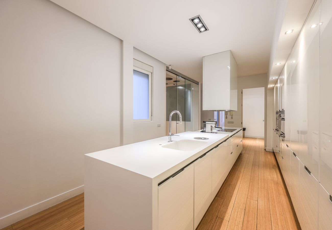 Apartment in Madrid - Luxury loft close to Retiro Park