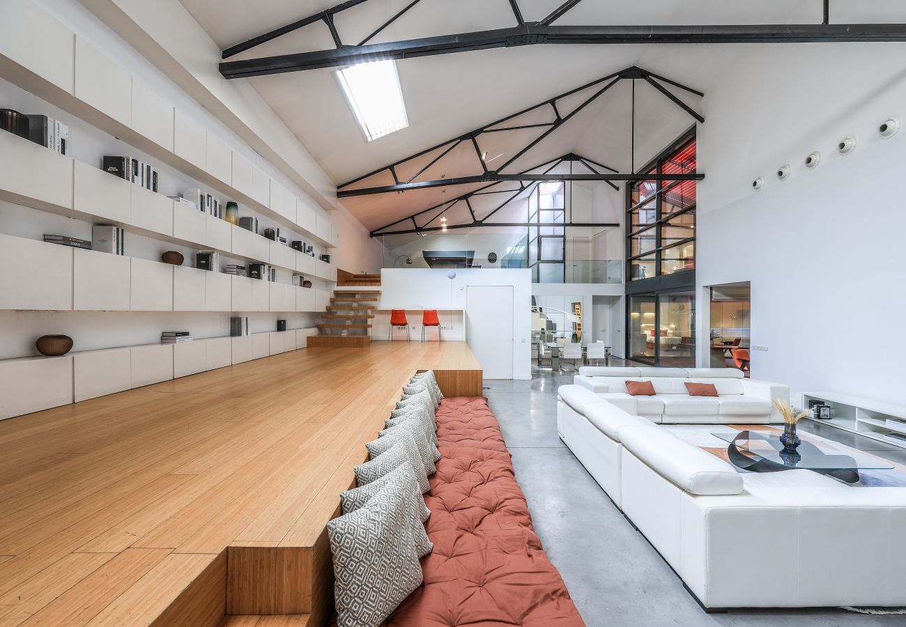 Apartment in Madrid - Luxury loft close to Retiro Park