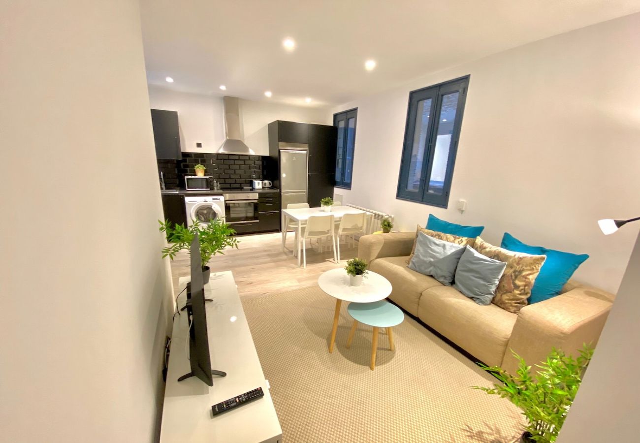 Aparthotel in Madrid - Incredible apartment in Atocha, 1C 