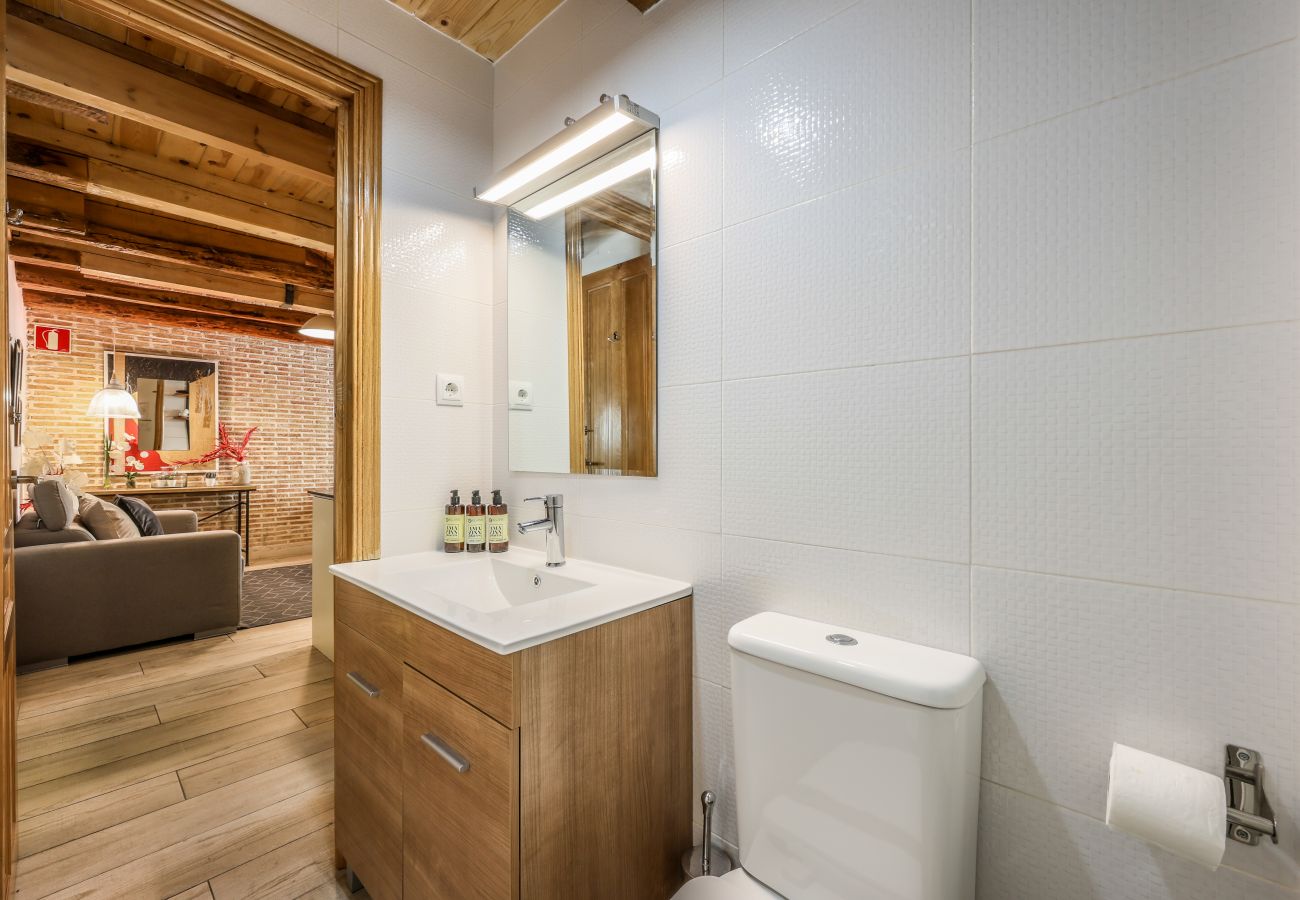 Aparthotel in Madrid - Beautiful Renovated apartment in the center 3 
