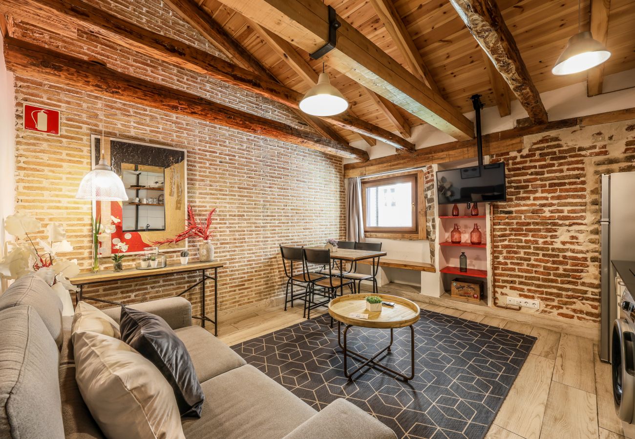 Aparthotel in Madrid - Beautiful Renovated apartment in the center 3 