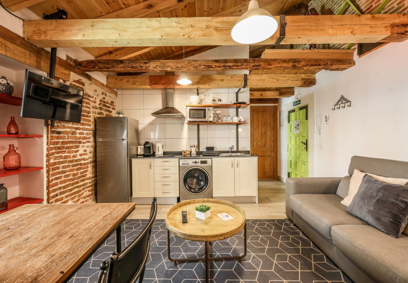 Aparthotel in Madrid - Beautiful Renovated apartment in the center 3 