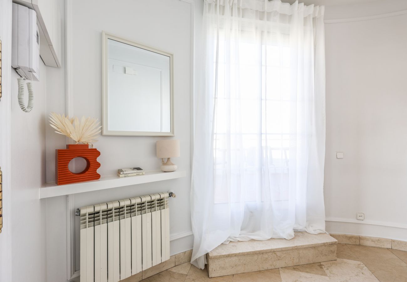 Aparthotel in Madrid - Impressive penthouse in the center of Madrid 
