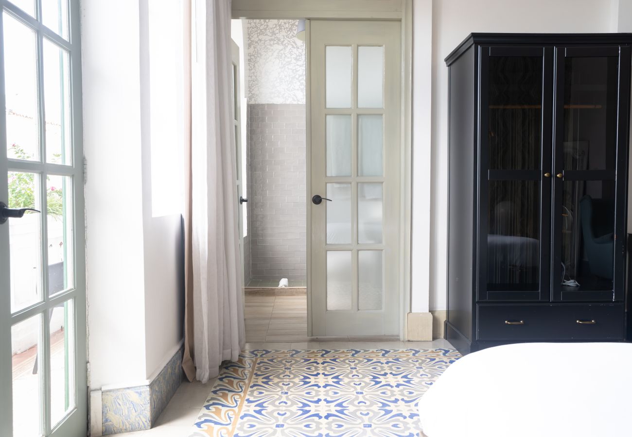 Studio in Ciudad de Panamá - Renovated Apartment with Balcony in Casco Viejo M8