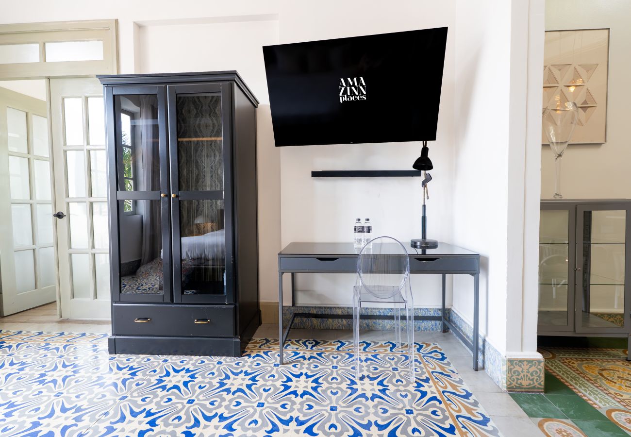 Studio in Ciudad de Panamá - Renovated Apartment with Balcony in Casco Viejo M8