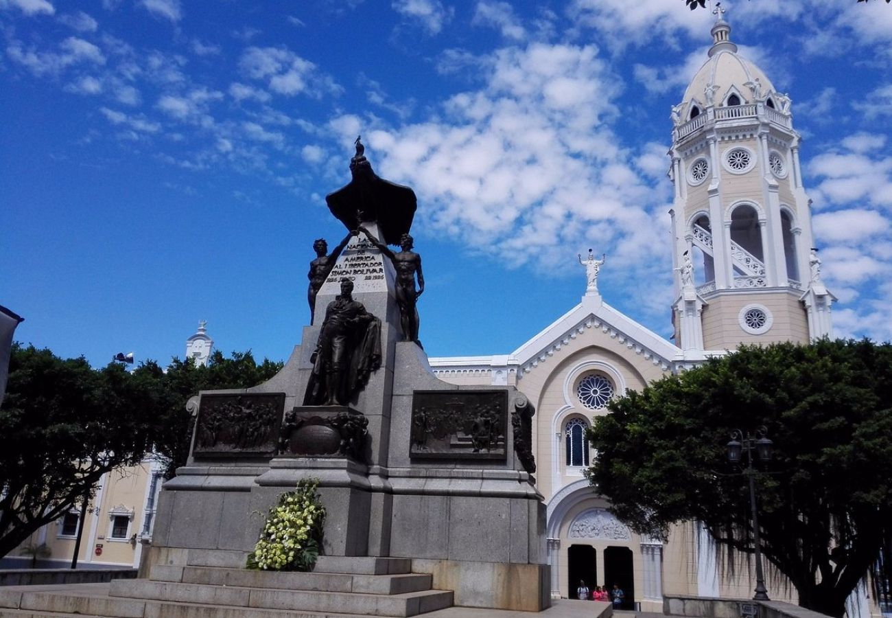 Apartment in Ciudad de Panamá - POOL 3 bedrooms and views to National Theater D3 