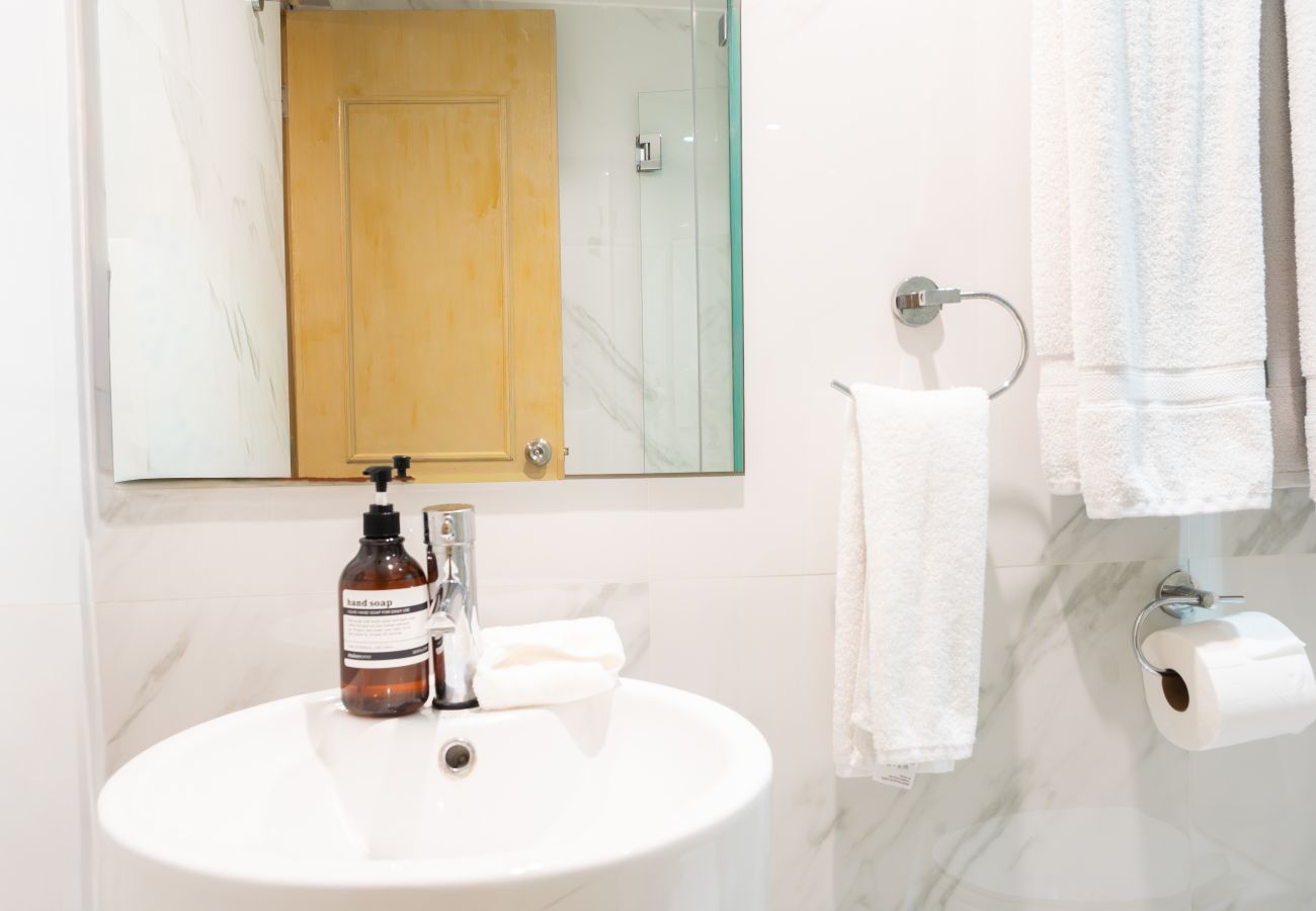 Apartment in Ciudad de Panamá - Ecleptic apartment with 4 rooms and amazing pool 