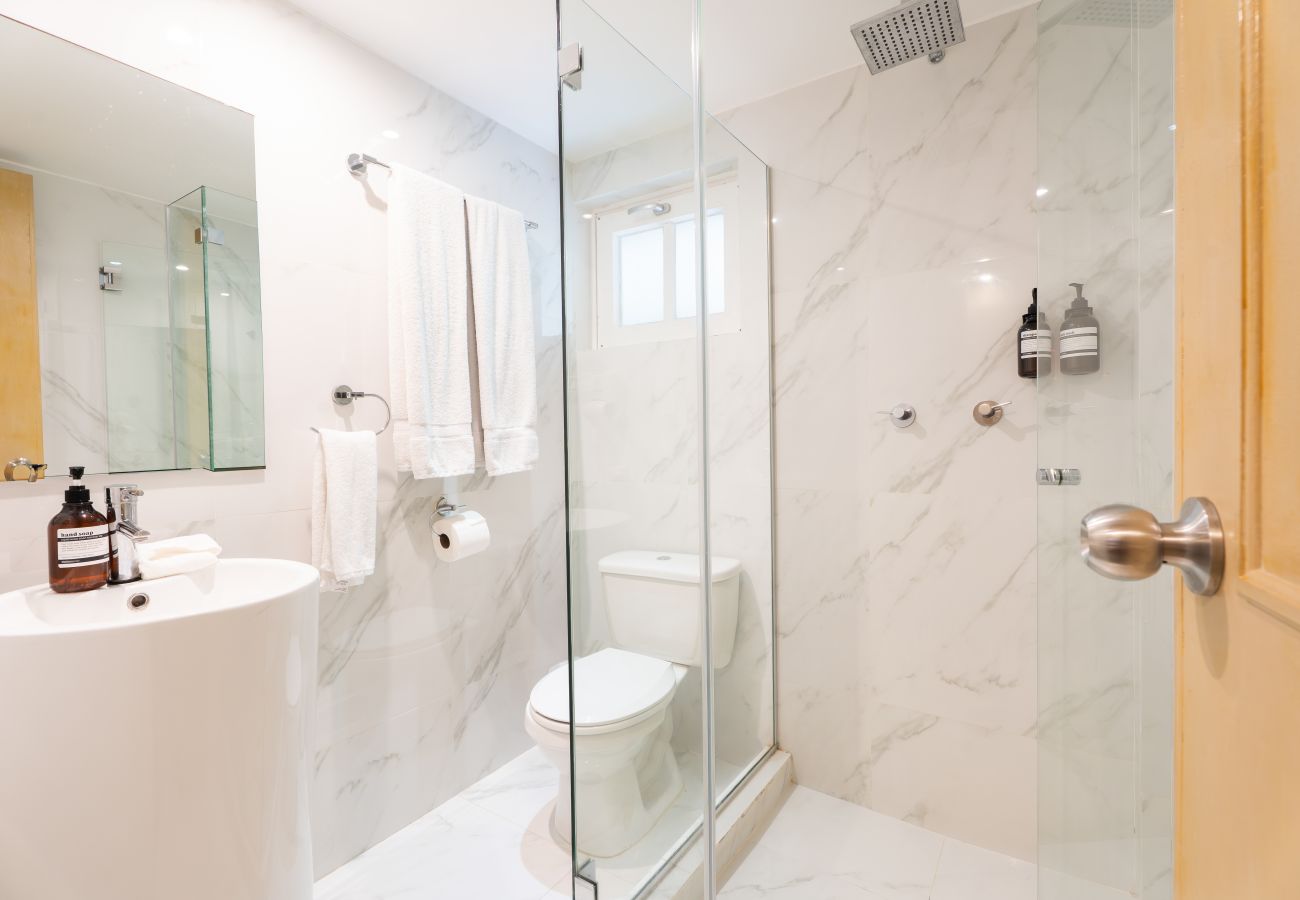 Apartment in Ciudad de Panamá - Ecleptic apartment with 4 rooms and amazing pool 