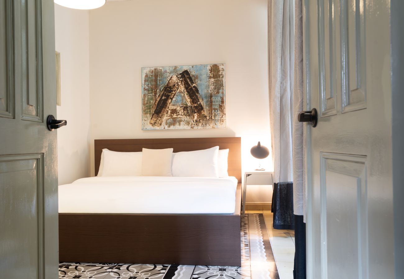 Studio in Ciudad de Panamá - New Comfortable Studio Apartment P3 