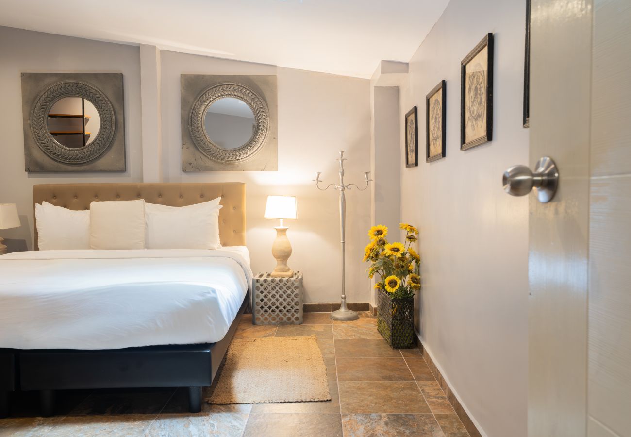 Apartment in Ciudad de Panamá - Apartment with 3 Double Bedrooms / 3 Bathrooms M0 