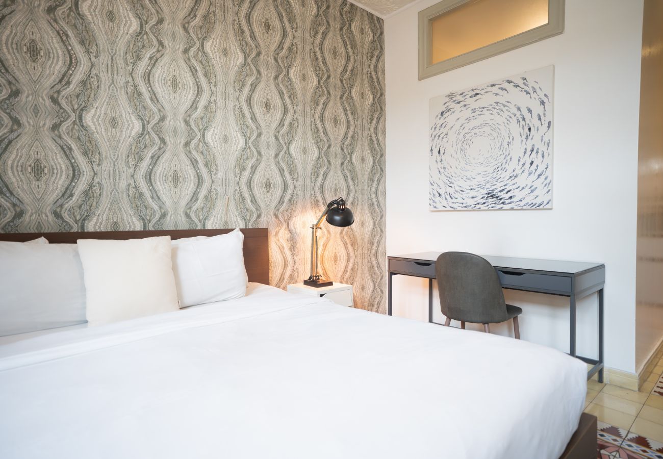 Studio in Ciudad de Panamá - Central Apartment with Balcony | Casco Viejo | M1