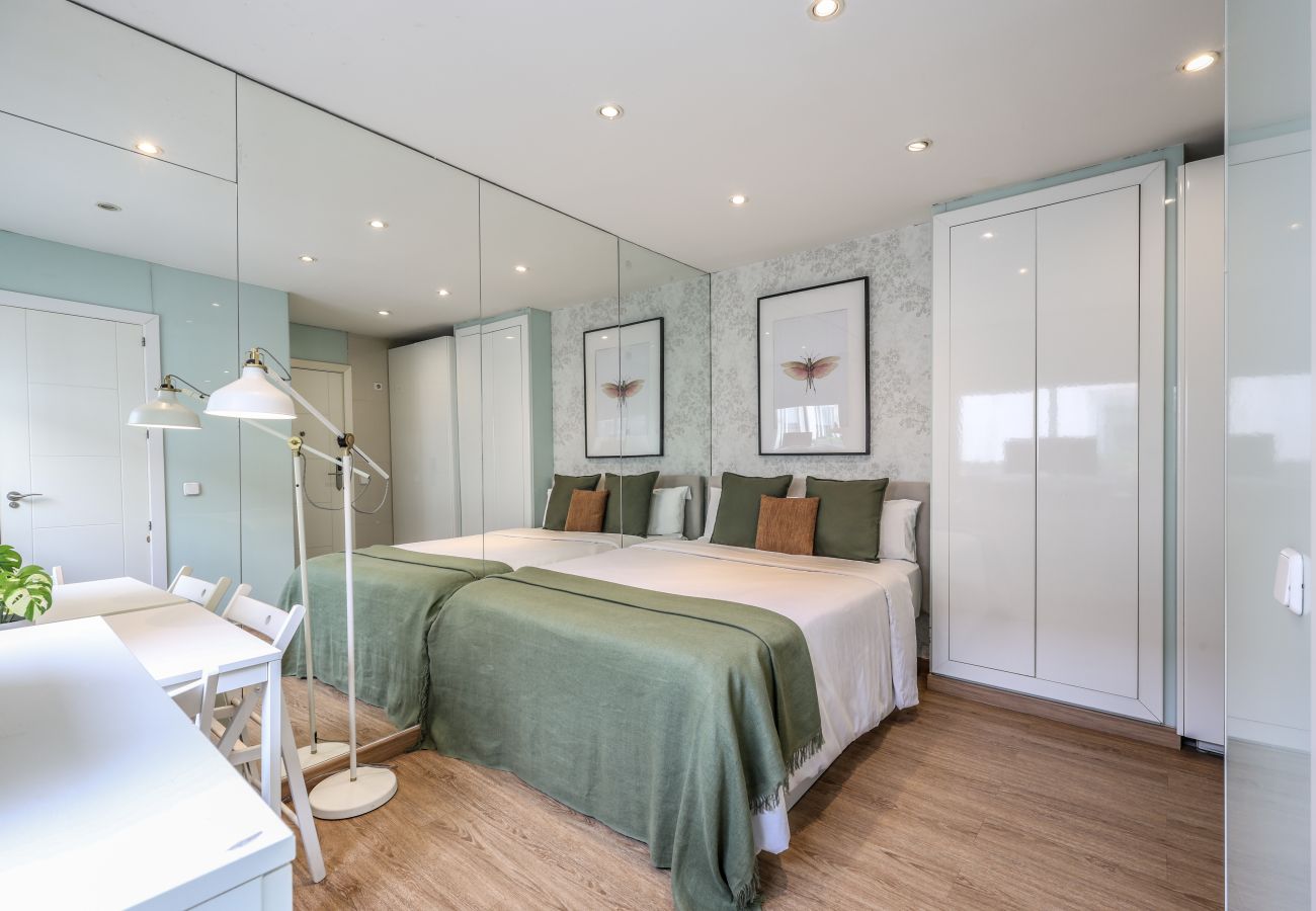 Aparthotel in Madrid - Loft in Gran Via -5º No Elevator-SB3